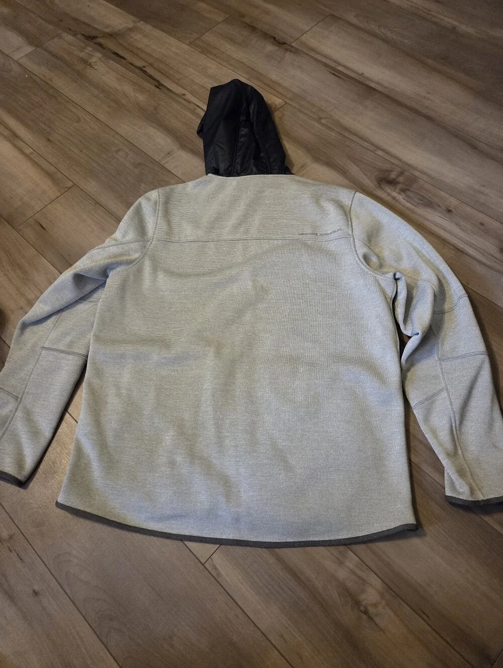Under Armour Men’s Light Gray Full-Zip Performance Jacket with Black Hood